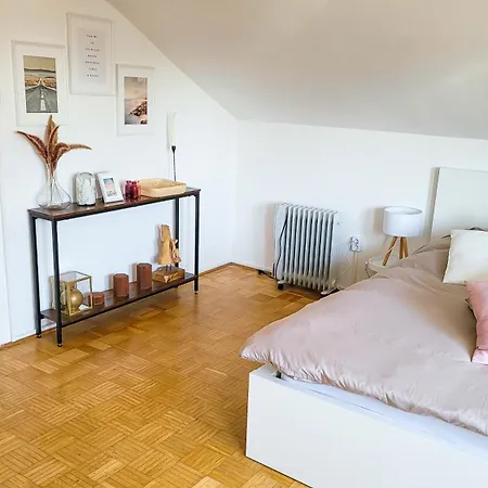 Apartment Dg R- Helle 40m2 2-zimmer Naehe Salzburg Freilassing